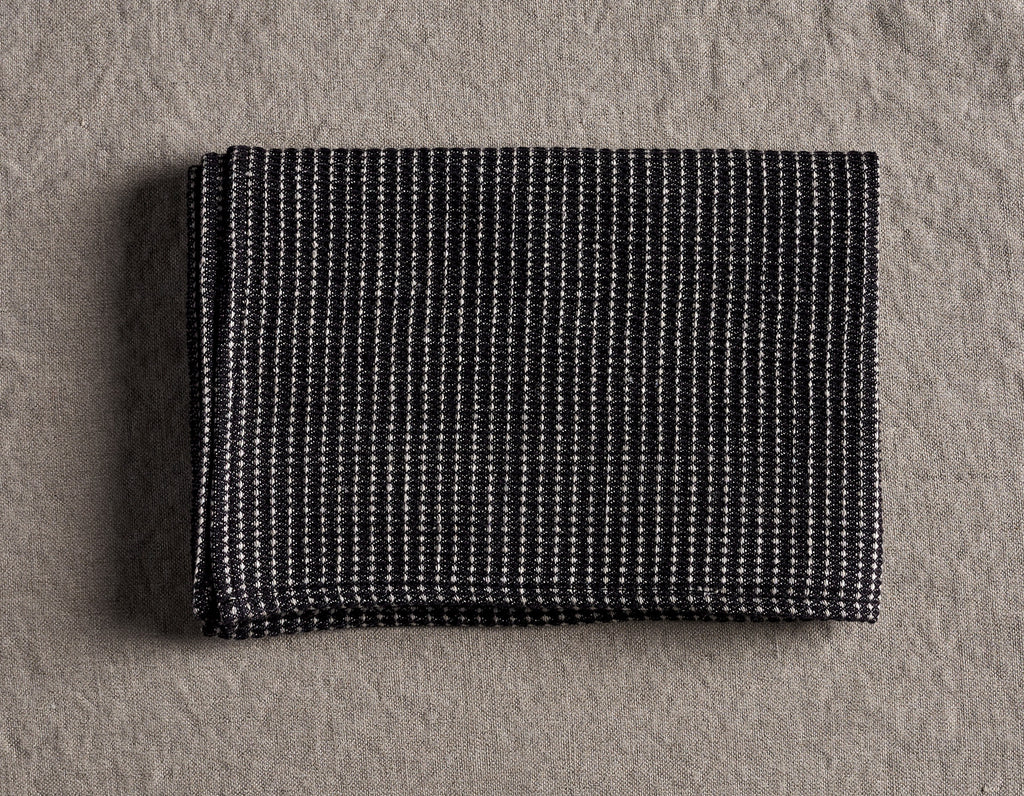 Linen Way - Canberra Tea Towel - Black/ Natural Dots