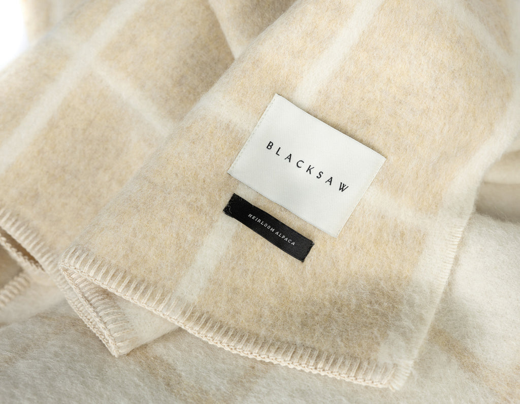Blacksaw - Umi Throw - Limestone Melange/Ivory