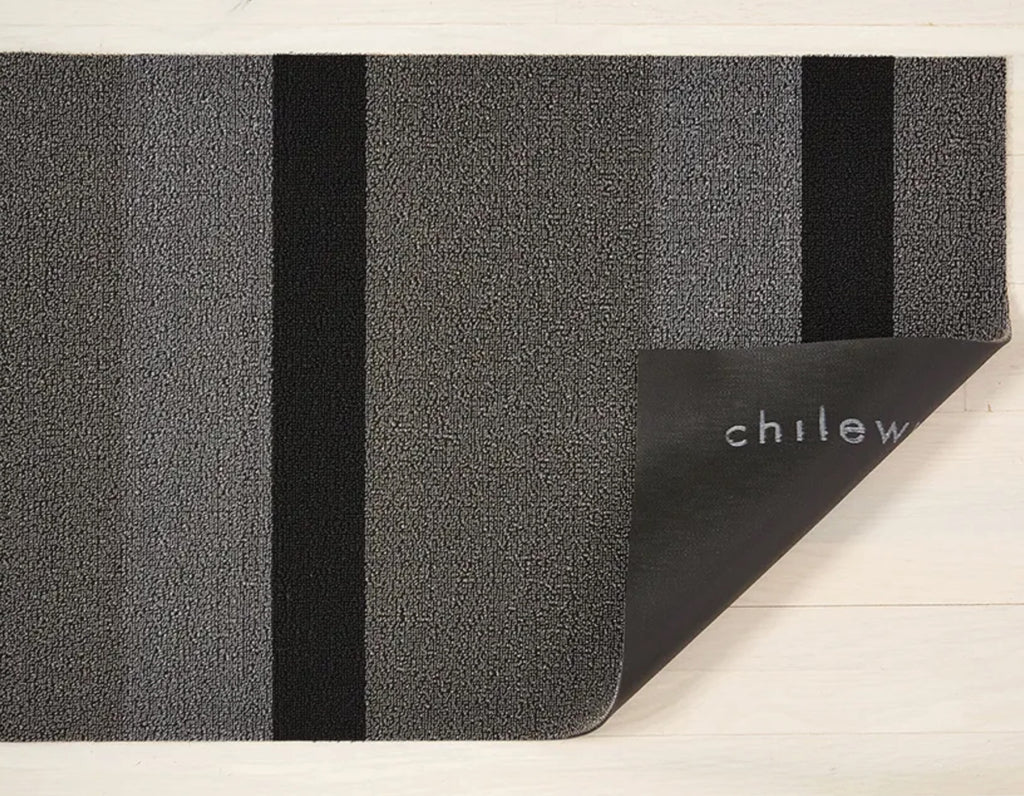 Chilewich - Bold Stripe Shag - Silver/Black