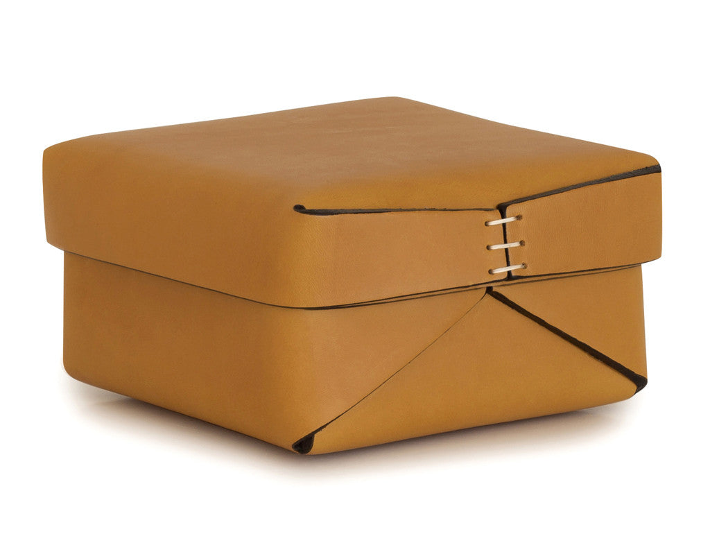 Square Leather Box 3 in Ochre | Oscar Maschera
