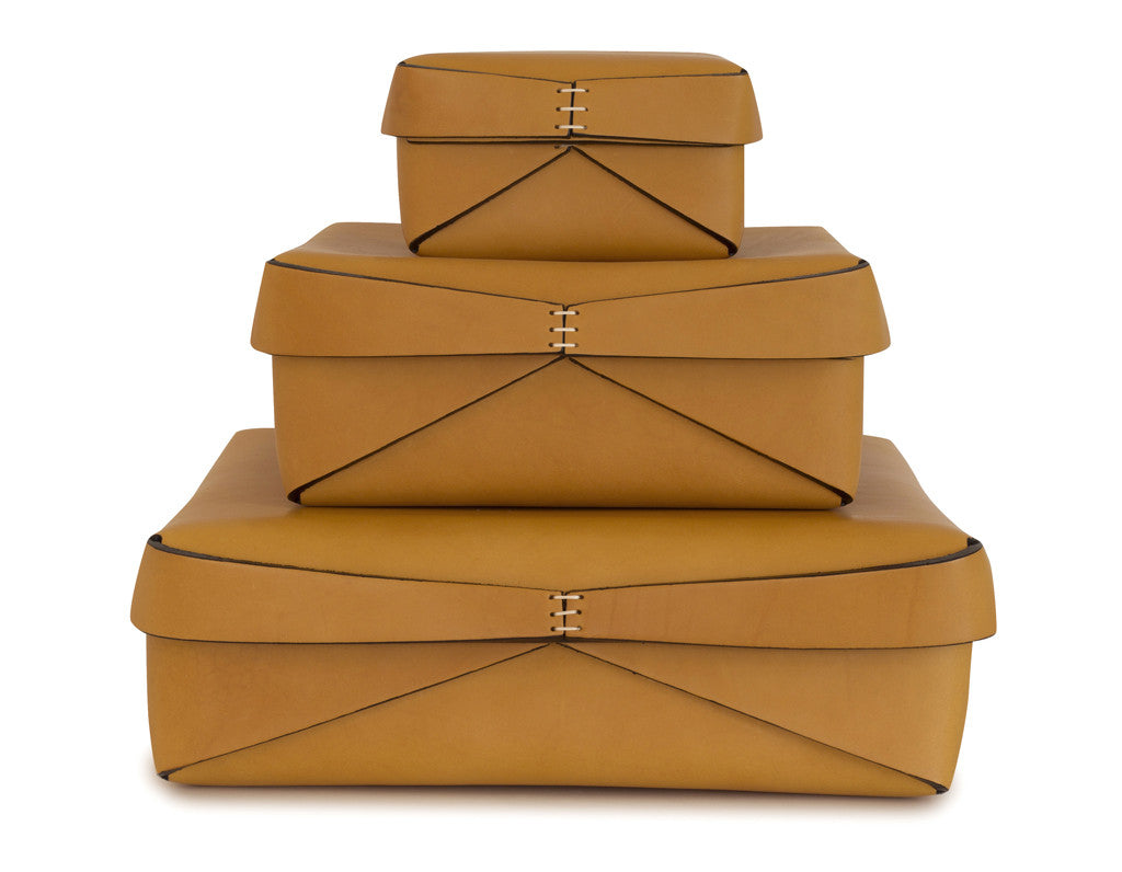 Square Leather Boxes in Ochre | Oscar Maschera